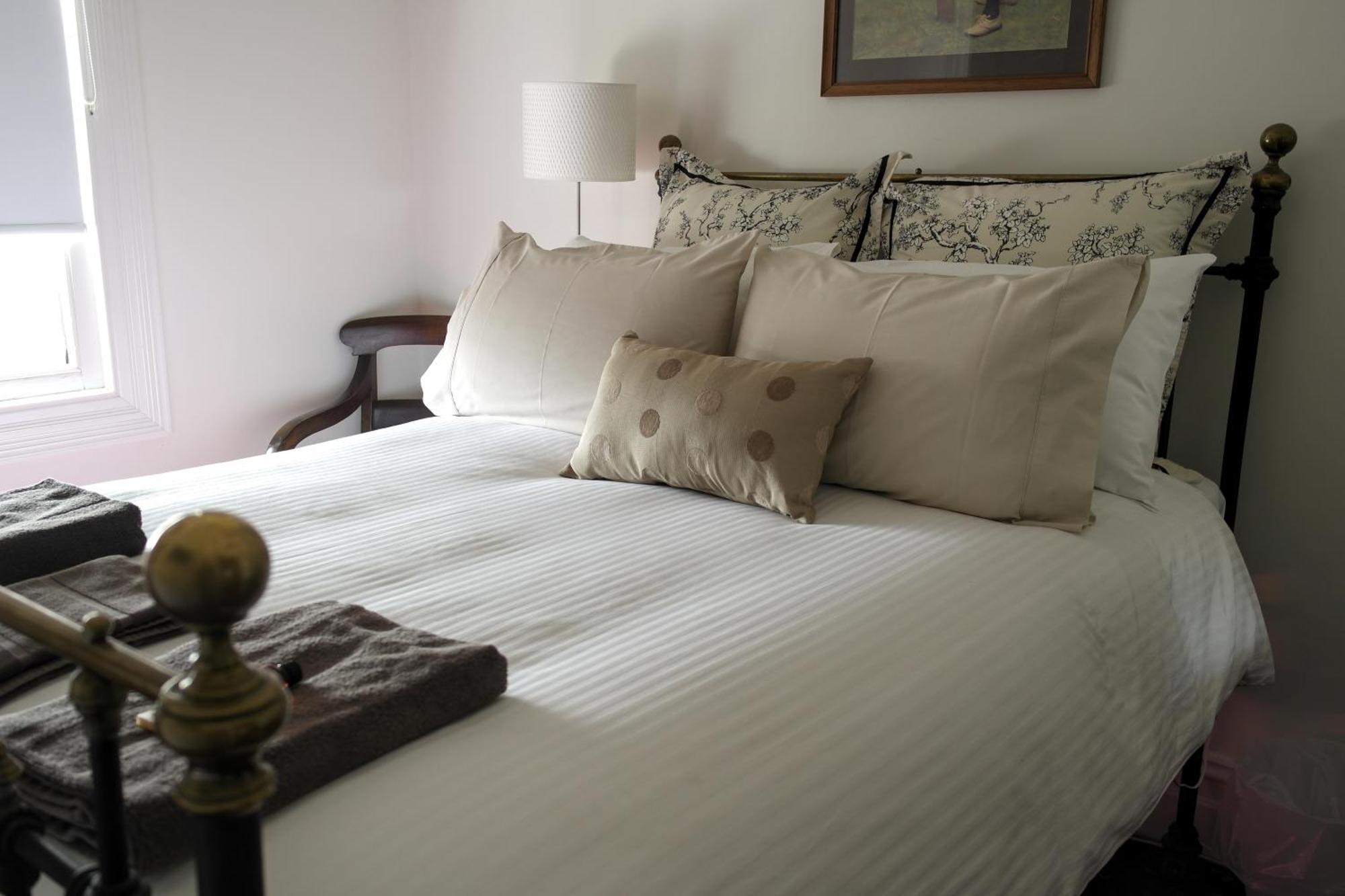 The Corner Hotel ألكسندرا الغرفة الصورة