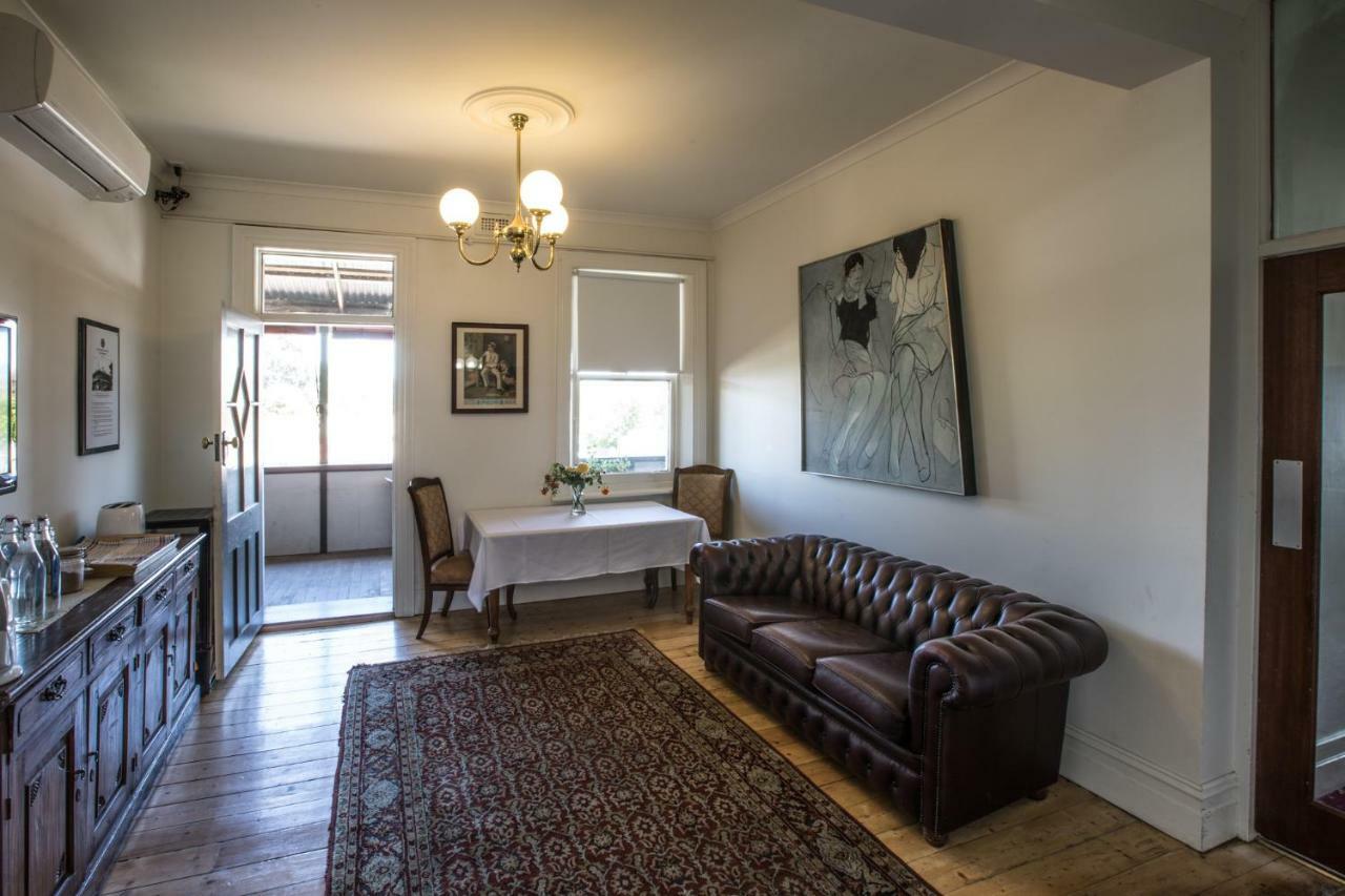The Corner Hotel ألكسندرا المظهر الخارجي الصورة